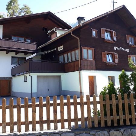 לינה וארוחת בוקר פרטנאו Haus Tannegg מראה חיצוני תמונה